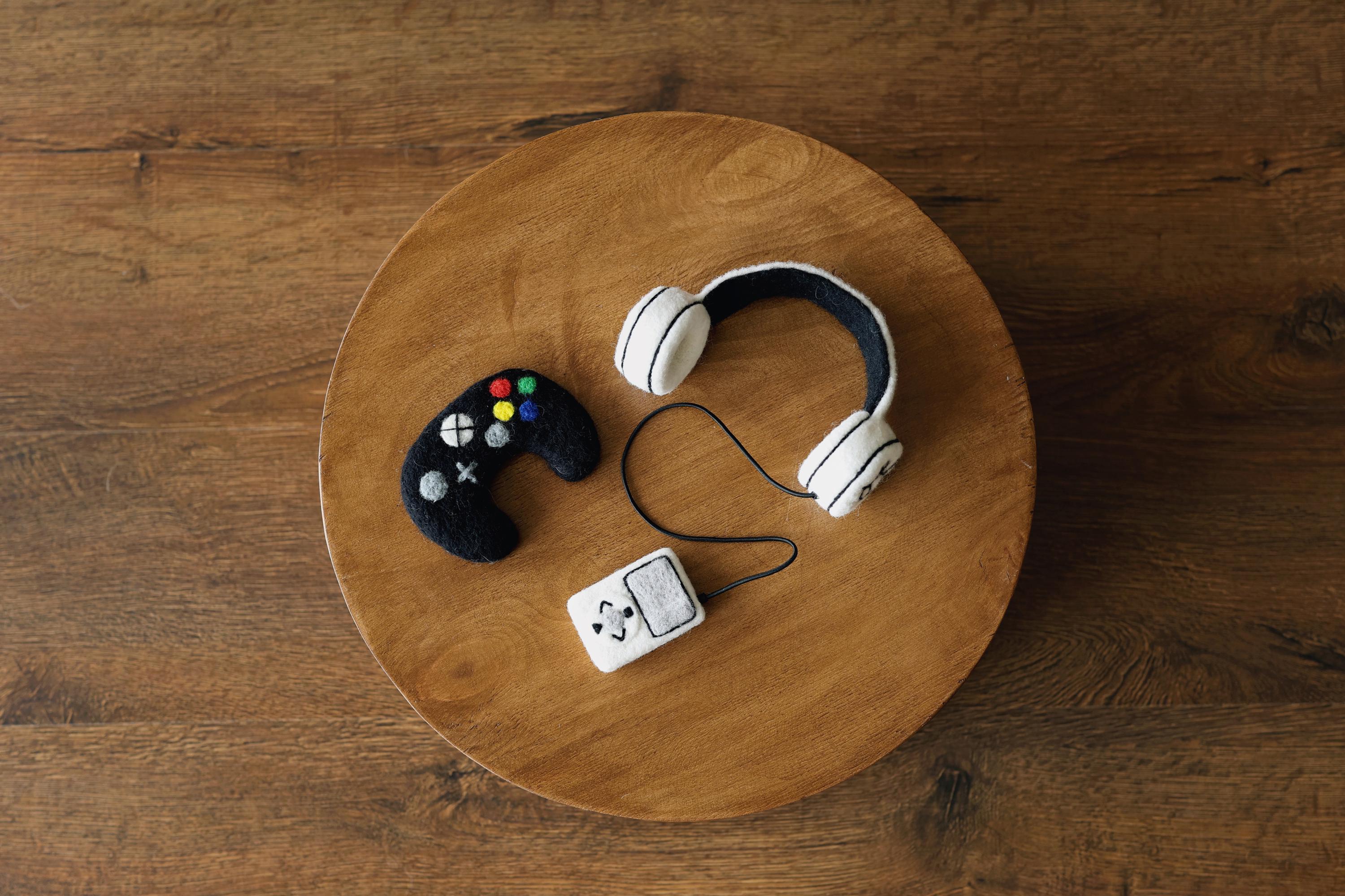 Felted Wool Music Player, Headphones & Game Controller Newborn Photography Props, Gamer Baby Shower Gift, Music Lover Gift