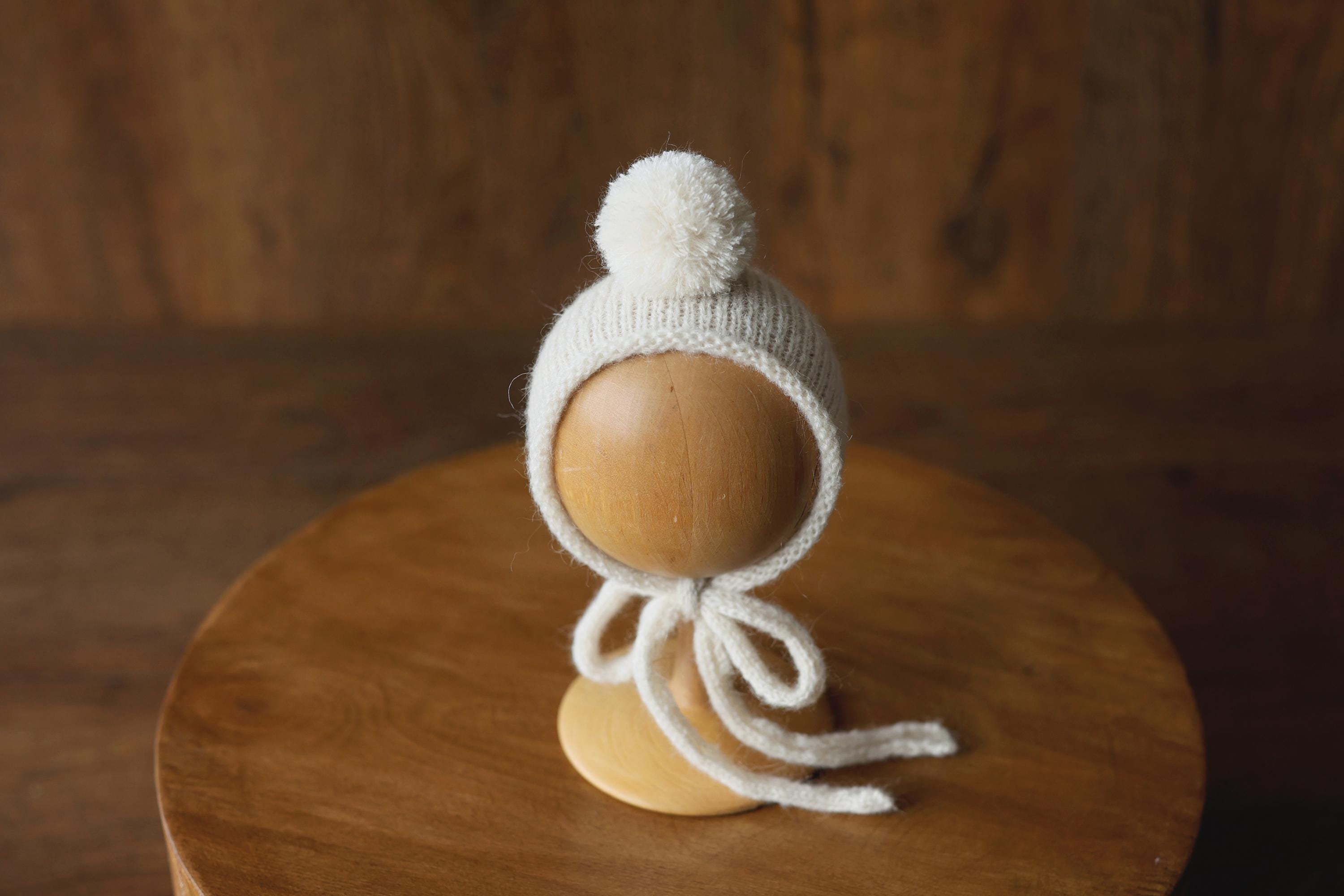 Soft Mohair Newborn Sweater and Knit Outfit Set, Unisex Baby Sweater with Bloomers and Bonnet, Newborn Photography Outfit
