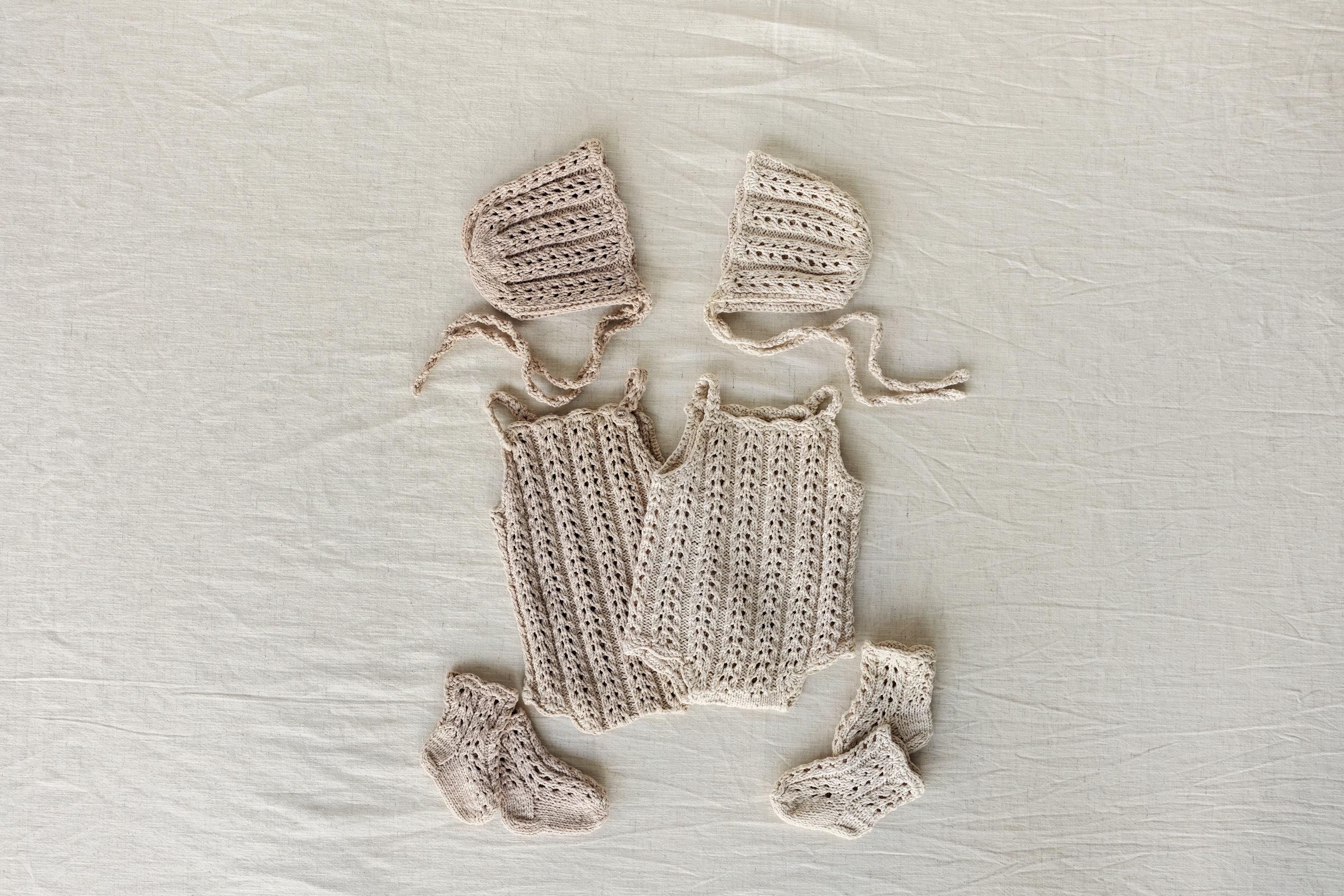 Organic Cotton Newborn Knit Outfit, Baby Knitted Romper with Bonnet and Socks, Unisex Newborn Photography Outfit, Baby Shower Gift