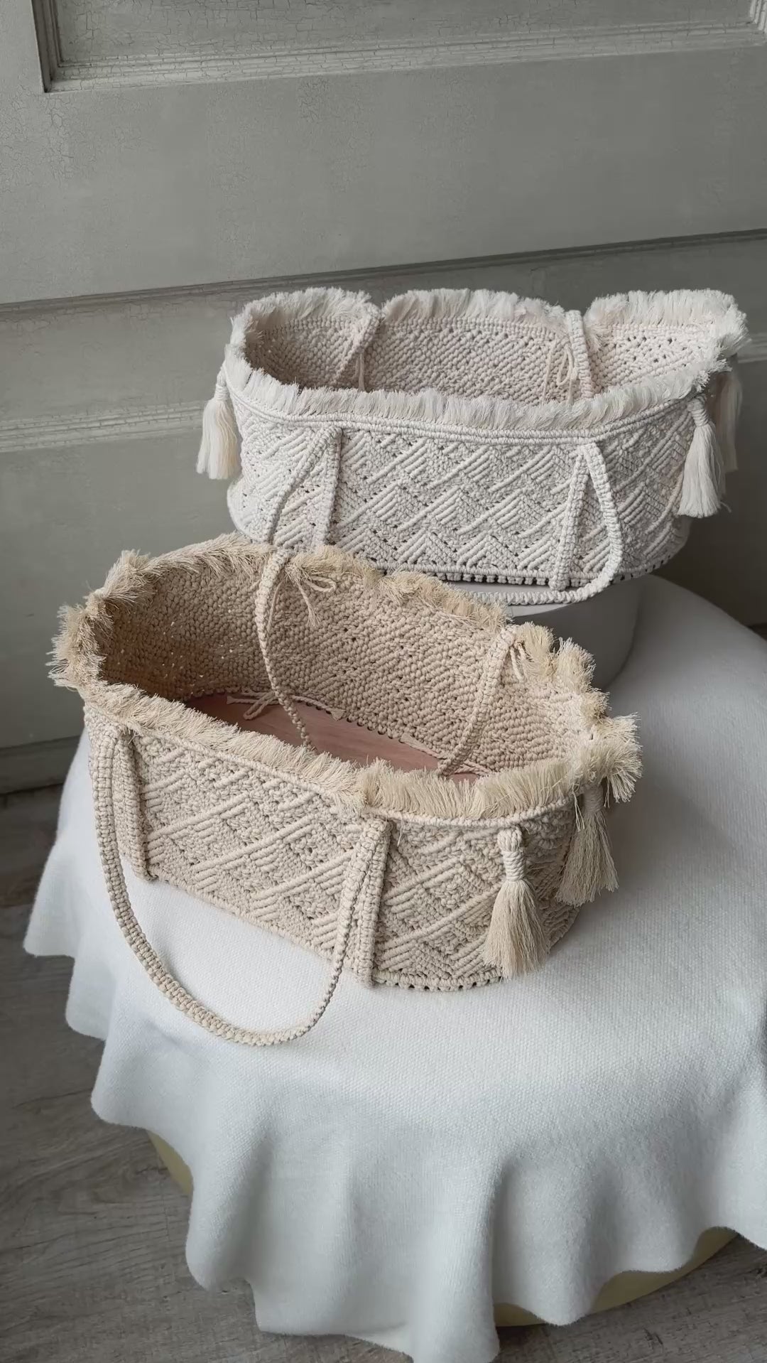 Natural Moses Basket Prop for Newborn Sessions and Nursery Decor
