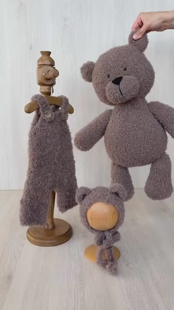 Boucle Knit Teddy Bear Toys in Different Sizes with Matching Newborn Bear Outfit, Newborn Knitted Teddy Bear Toy, Newborn Photography Props