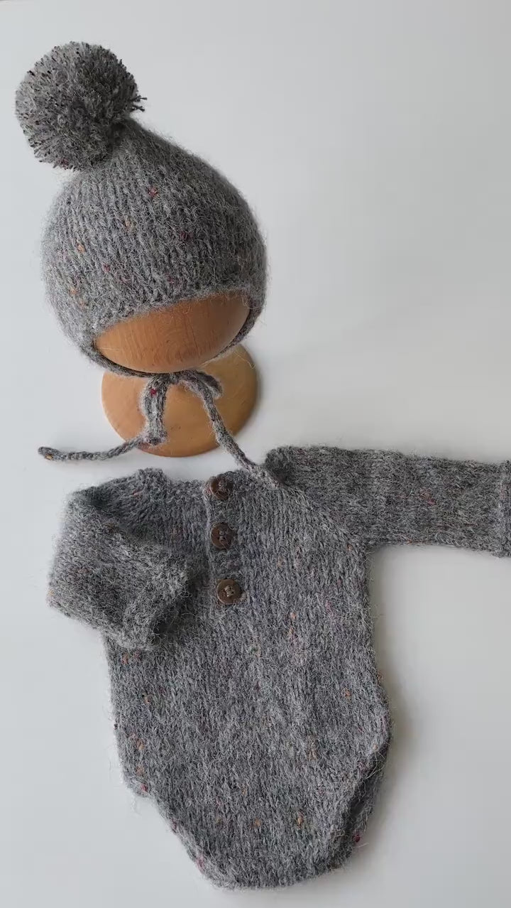 Newborn Romper Outfit with Pom Pom Hat, Newborn Boy Coming Home Outfit, Newborn Girl Romper,Newborn Knitted Outfit,Newborn Photography props