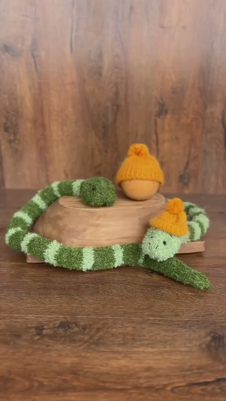 Boucle Snake Toy, Newborn Knitted Snake Toy, Baby Posing Pillow Snake, Newborn Photography Prop, Boucle Stuffed Toy Snake,Newborn Snake Prop