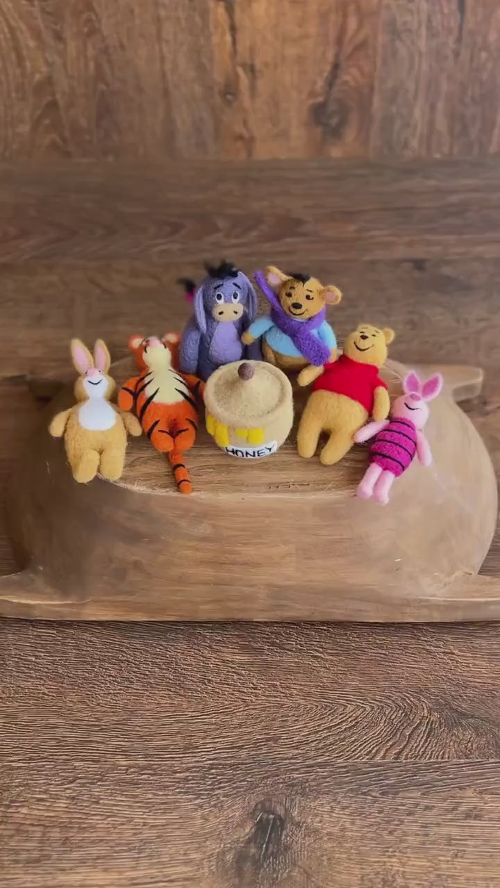 Newborn Teddy Bear Felted Photo Props, Newborn Felted Tiger Toy for Photography, Newborn Felted Honey Pot, Newborn Photography Props