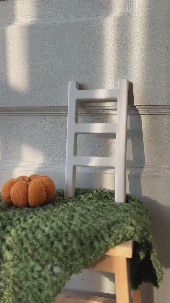 Newborn Wooden Ladder Photo Prop, Newborn Wooden Photo Props, Baby Photo Props Decor, Small Wooden Stairs for Newborn Photography Props