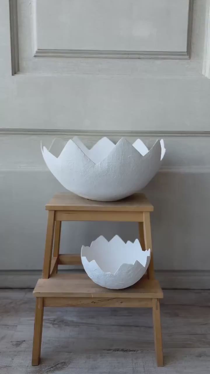 Baby Egg Costume for Sitter Photo Shoots: Easter Outfit with Hat and Egg Shell Photography Prop