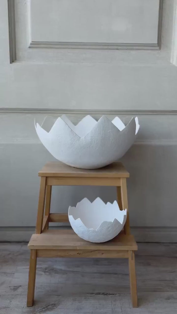 Baby Egg Costume for Sitter Photo Shoots: Easter Outfit with Hat and Egg Shell Photography Prop