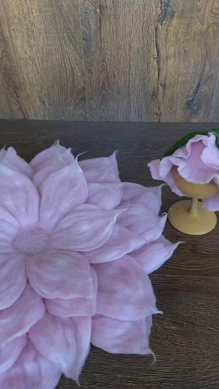 Baby Flower Felt Hat, Flower Newborn Merino Wool Felted Rug Set with Felted Hat for Girl, Newborn Photography props,Newborn Felted Props Set