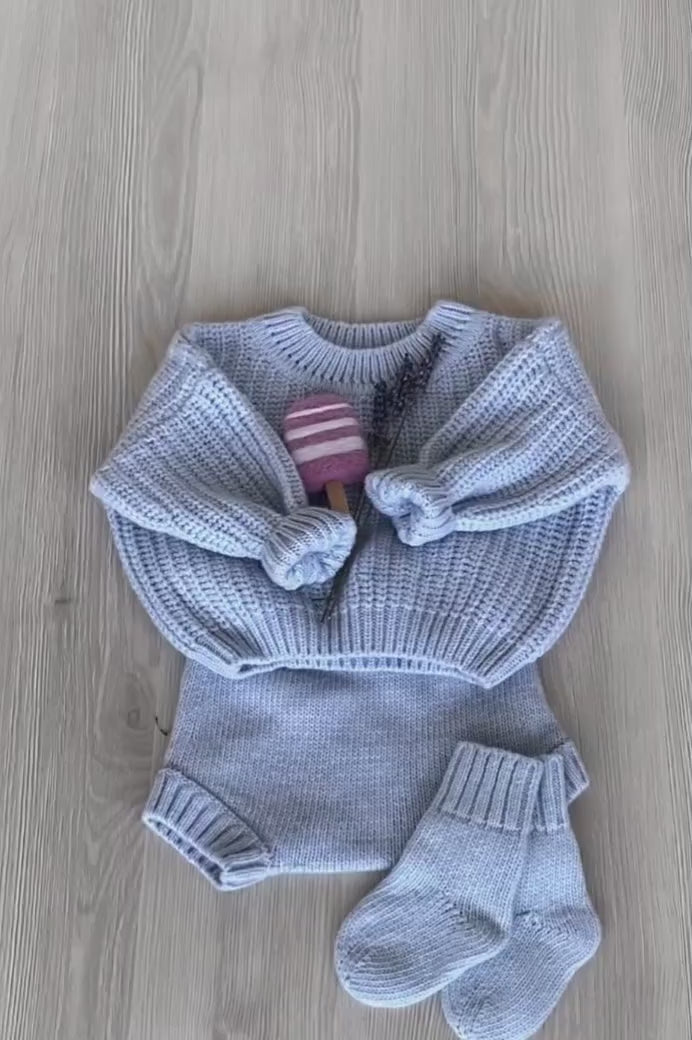 Batik Chunky Knit Baby Sweater, Unisex Baby Knitted Sweater, Newborn Coming Home Outfit, Newborn Knitted Outfit, Newborn Photography Outfit